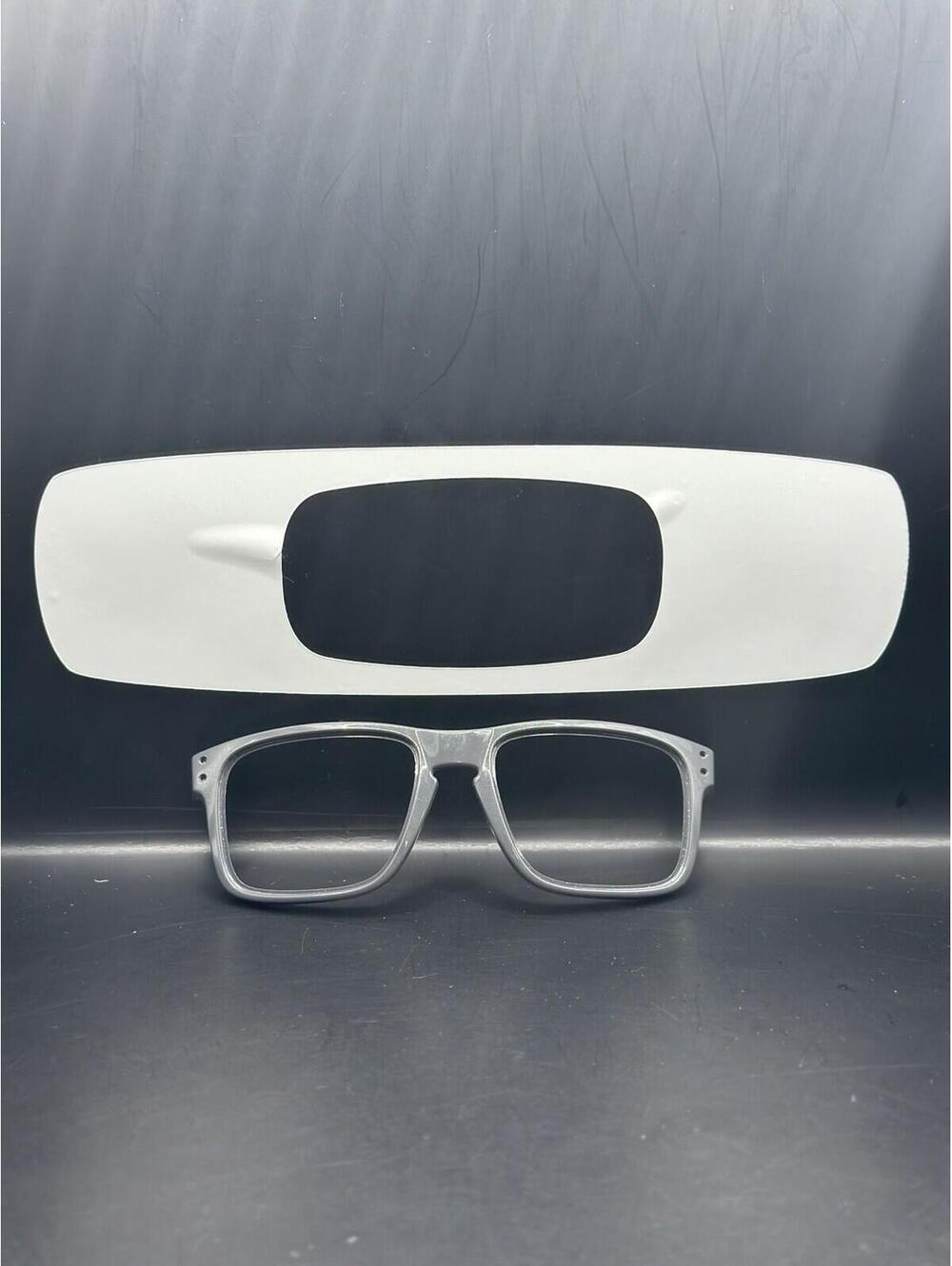 Oakley Holbrook Polished Dark Grey  Front/Orbital